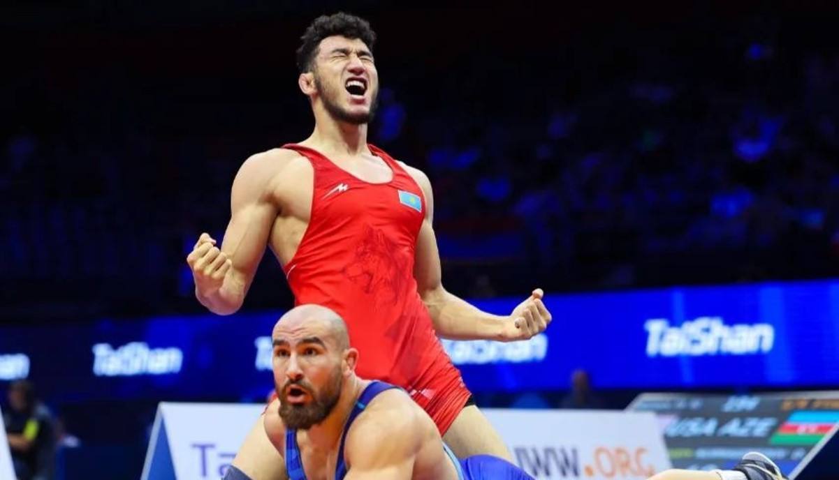 Историческая победа: Казахстан впервые выиграл «золото» на ЧМ по вольной борьбе