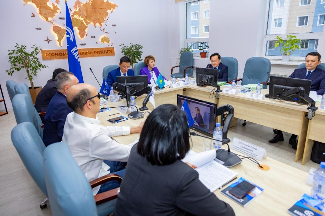 Кого в Казахстане обяжут сдавать тест на знание госязыка