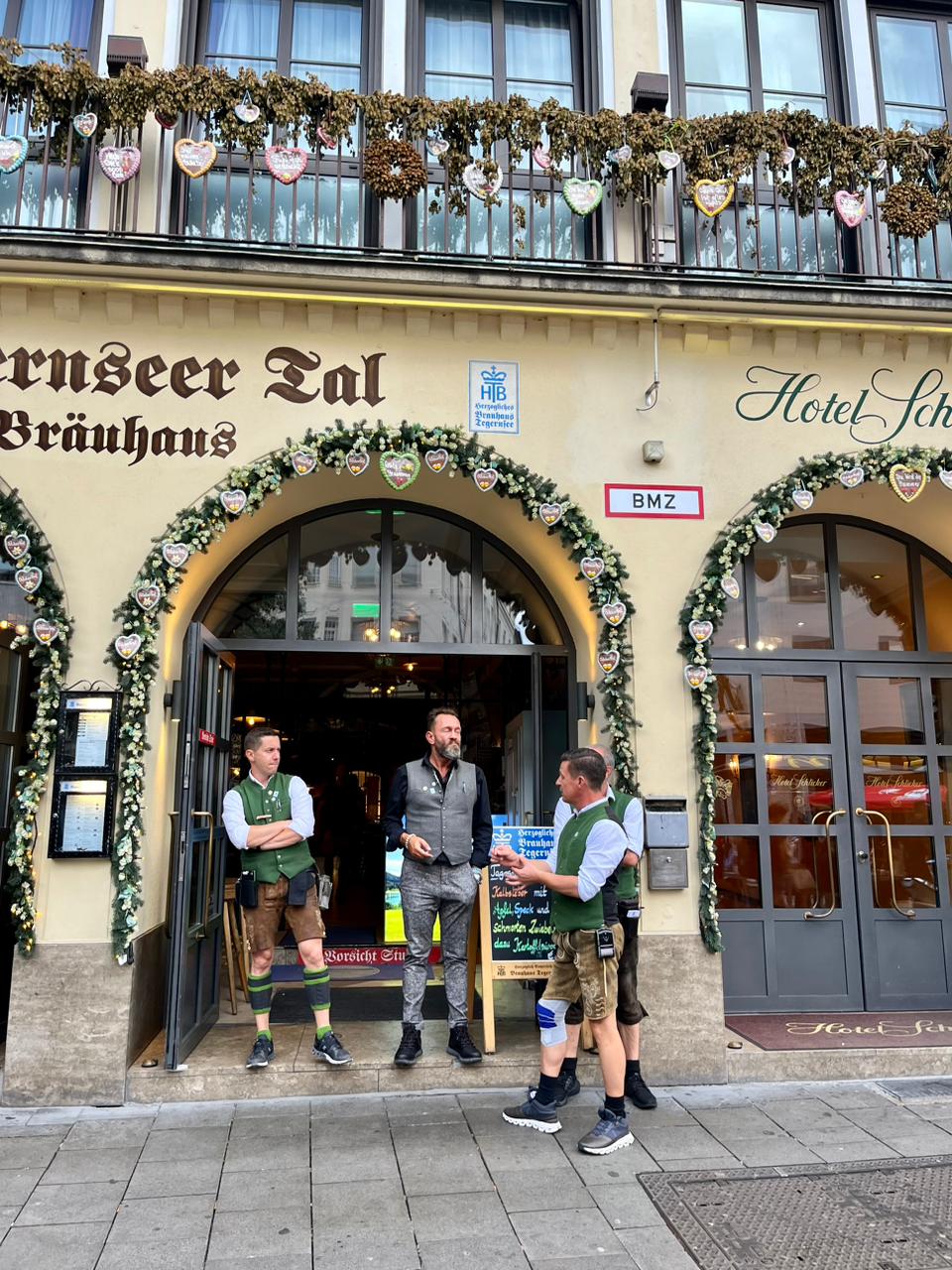 Каково это – посетить Октоберфест и отведать «самое немецкое» в мире пиво