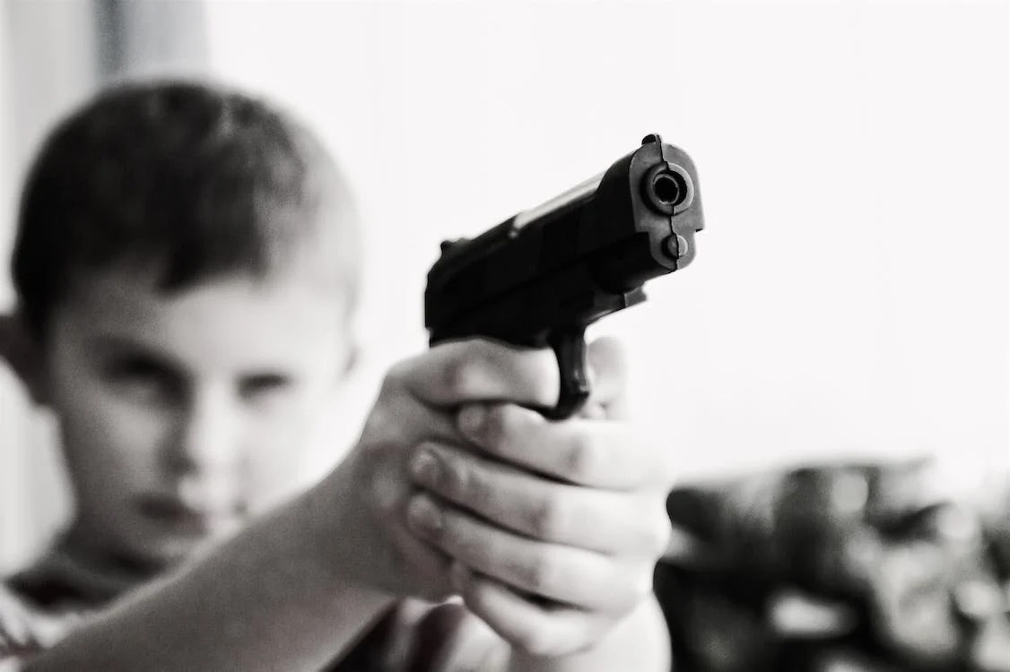 В Бразилии подросток открыл стрельбу в школе