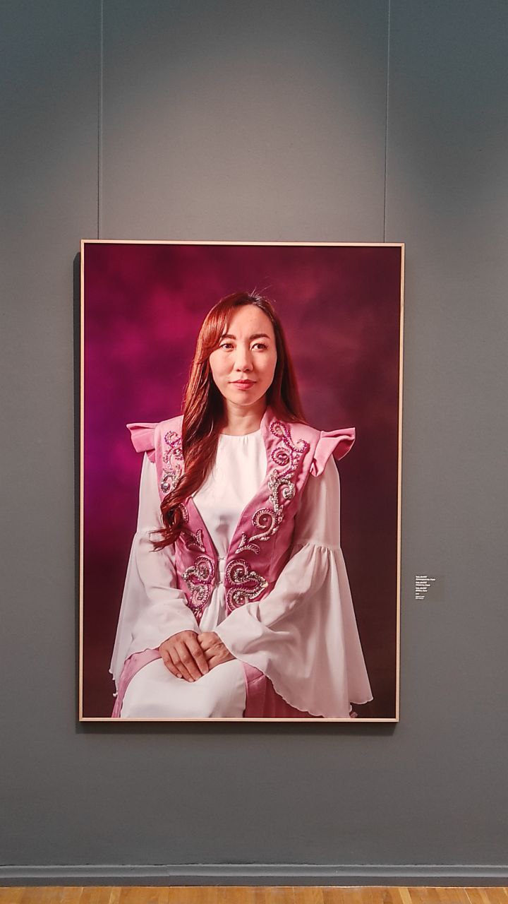 В музее Кастеева открылась выставка современной корейской художницы Ок Сун Ким – «История тебя и меня»