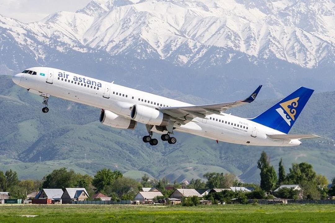 Компании Air Astana запретили взимать топливный сбор. Как это повлияет на стоимость билетов