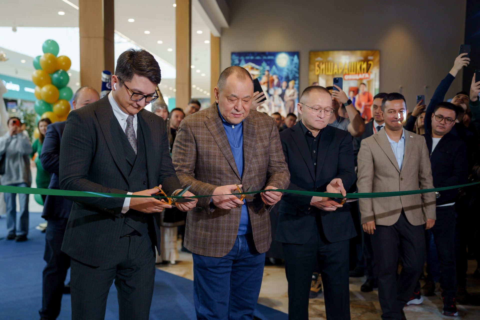 В Алматы открылся самый большой в Центральной Азии зал IMAX