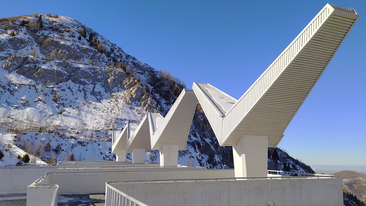 Эвакуироваться до 15 января: ждать ли алматинцам разрушительного землетрясения