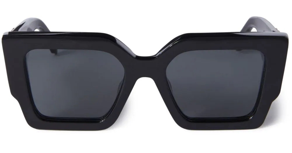 Gucci, Saint Laurent или Balenciaga? Выбираем солнцезащитные очки