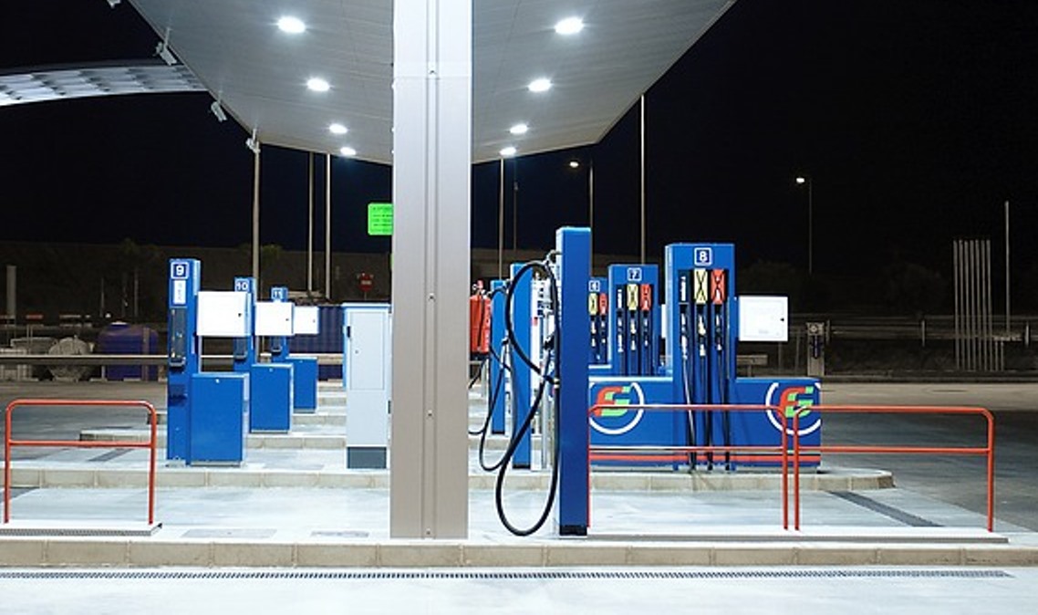 Бензин и дизтопливо подорожают в Казахстане. Но не для всех