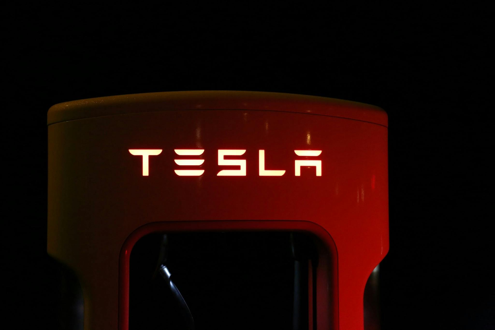 СМИ: Tesla инвестирует в совместное предприятие в одной из стран Азии