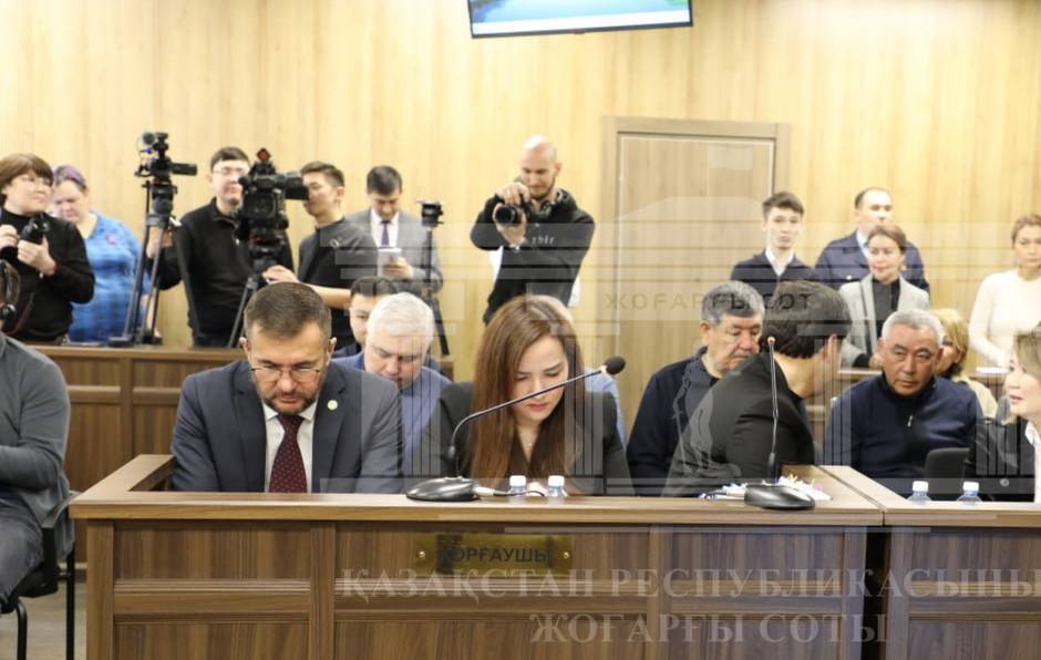 Дело Бишимбаева: СМИ удалили из зала суда