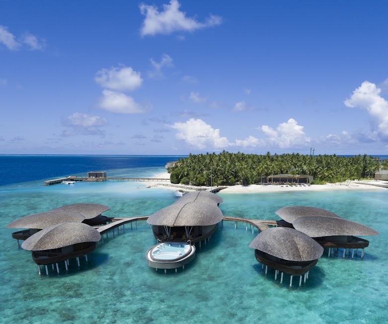 Куда поехать отдохнуть: отель The St. Regis Maldives Vommuli Resort